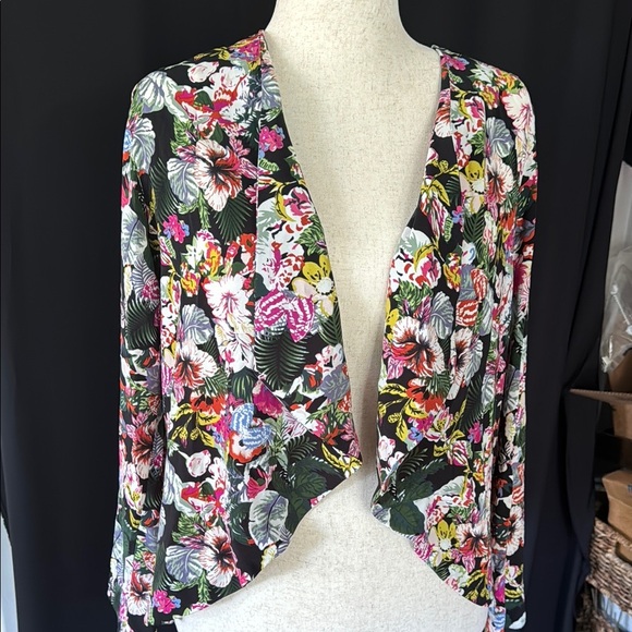 Colorful Floral Open-Front Jacket - Picture 3 of 8
